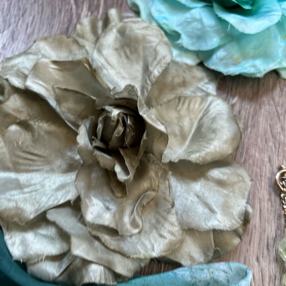 Fabulous Scarf styling bundle four pieces - Picture 9 of 11